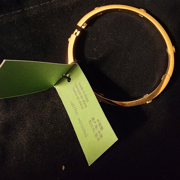 Kate Spade Gold studded hinged bangle bracelet "Spot The Spade" NWT! ♠️ - Picture 6 of 16